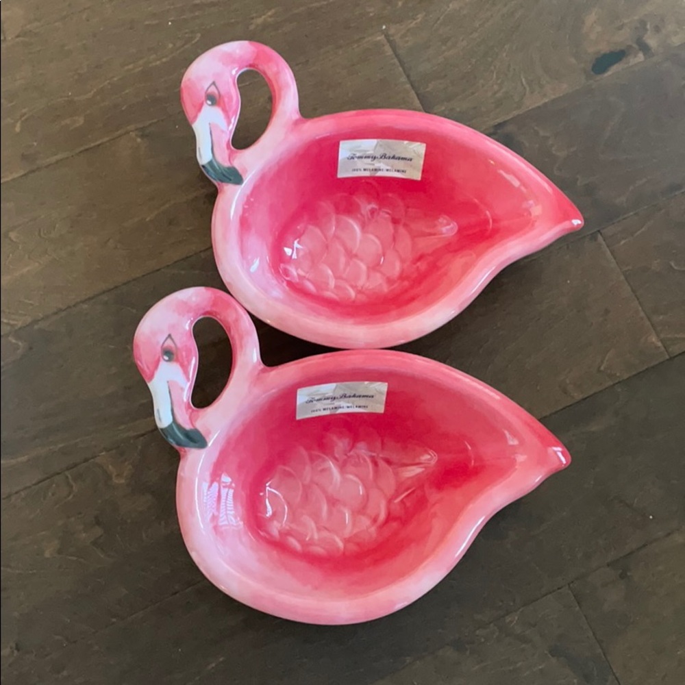 2 Tommy Bahama FLAMINGOS MELAMINE SERVING BOWLS